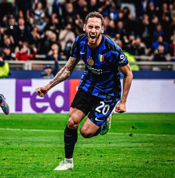 Calhanoglu a San Siro con l'Inter